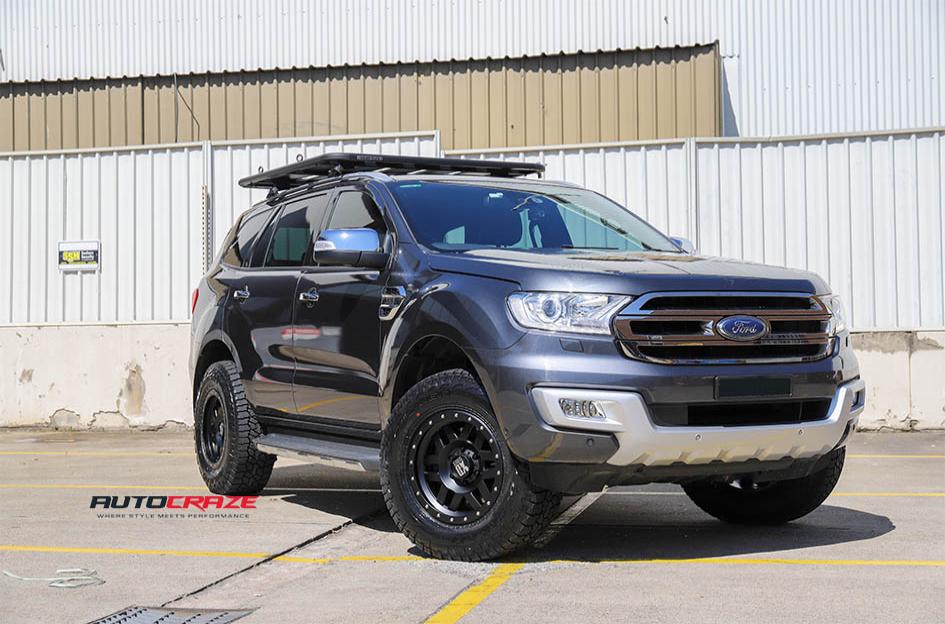 FORD EVEREST MACHETE XD SATIN BLACK
